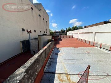 Excelente PH tipo casa con fondo patio y terraza!!