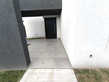 VENTA CASA EL CANTON AL GOLF 5 AMBIENTES