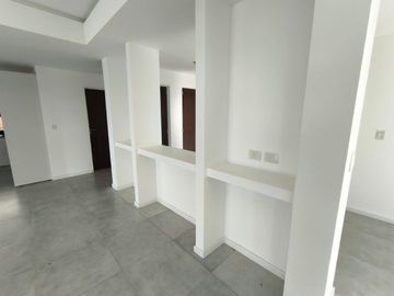 VENTA CASA EL CANTON AL GOLF 5 AMBIENTES