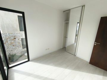 VENTA CASA EL CANTON AL GOLF 5 AMBIENTES