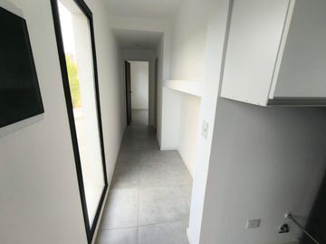 VENTA CASA EL CANTON AL GOLF 5 AMBIENTES