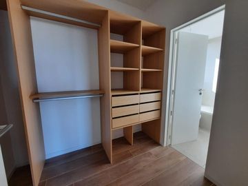 Venta y alquiler de departamento 4 ambientes con dependencia a estrenar en Nordelta
