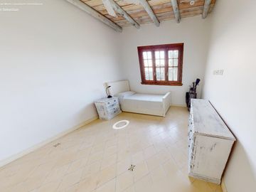 Casa Lista para Disfrutar y Crecer en San Sebastián | Jardín, Pileta, Cochera y Proyecto de 2º Piso