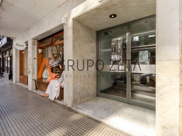 Departamento 3 Ambientes Venta Patio Dependencia Baulera Luminoso Las Cañitas