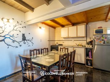 VENTA Casa, 2 habitaciones, centro en San Carlos De Bariloche