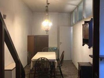 Casa en venta - 5 dormitorios 5 baños - 140mts2 - La Plata
