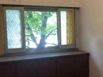 Casa en venta - 5 dormitorios 5 baños - 140mts2 - La Plata
