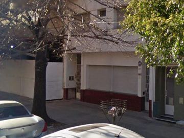 Casa en venta - 5 dormitorios 5 baños - 140mts2 - La Plata