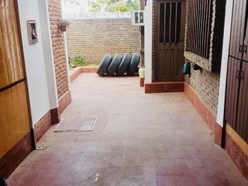 PH en venta - 3 Dormitorios 1 Baño - 128mts2 - Castelar Norte