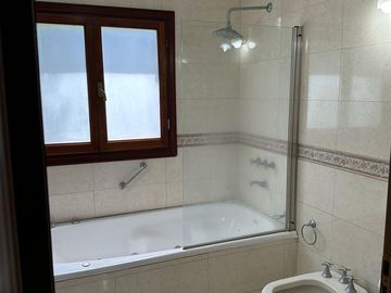 ALQUILER TEMPORARIO CASA - Los Hornos