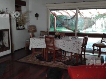 CASA 5 AMB. EN VENTA - BOULOGNE (SAN ISIDRO)