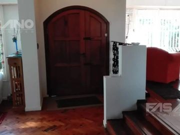 CASA 5 AMB. EN VENTA - BOULOGNE (SAN ISIDRO)