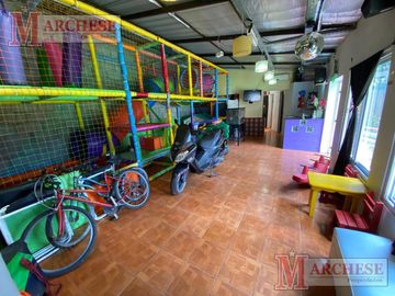 Casa con gran lote en venta en Villa Gobernador Udaondo - Ituzaingó