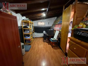 Casa con gran lote en venta en Villa Gobernador Udaondo - Ituzaingó