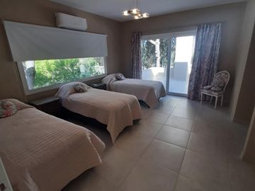 Venta de casa 4 ambientes en Barrio Costa Esmeralda