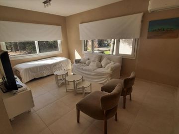 Venta de casa 4 ambientes en Barrio Costa Esmeralda
