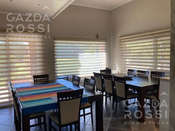 Importante propiedad en Saint Thomas Norte, sobre doble lote con vistas inigualables.