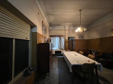 Casa, local comercial y galpon a la Venta en Wilde. Ideal Inversor Emprendimiento
