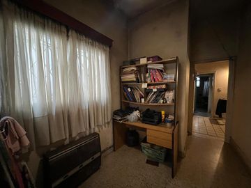 Casa, local comercial y galpon a la Venta en Wilde. Ideal Inversor Emprendimiento