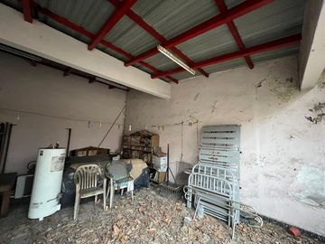 Casa, local comercial y galpon a la Venta en Wilde. Ideal Inversor Emprendimiento