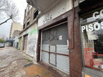 Casa, local comercial y galpon a la Venta en Wilde. Ideal Inversor Emprendimiento