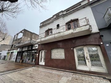 Casa, local comercial y galpon a la Venta en Wilde. Ideal Inversor Emprendimiento