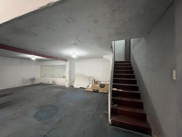 Casa, local comercial y galpon a la Venta en Wilde. Ideal Inversor Emprendimiento