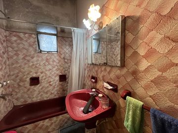 Casa, local comercial y galpon a la Venta en Wilde. Ideal Inversor Emprendimiento