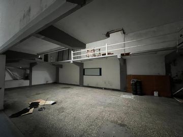 Casa, local comercial y galpon a la Venta en Wilde. Ideal Inversor Emprendimiento