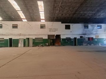 VENTA | GALPON |  A UNA CUADRA DE CHAMPAGNAT Y JUAN B JUSTO