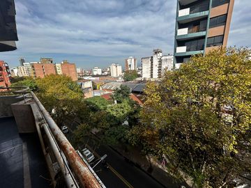 Departamento en  venta 2 dormitorios + escritorio en Salta al 400