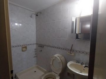 Departamento en  venta 2 dormitorios + escritorio en Salta al 400