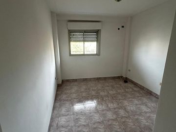 Departamento en  venta 2 dormitorios + escritorio en Salta al 400