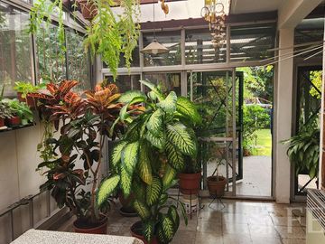Venta casa 4 ambientes con amplio fondo libre en Quilmes