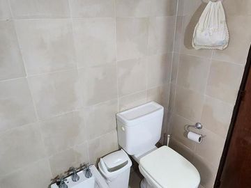 Venta casa 4 ambientes con amplio fondo libre en Quilmes