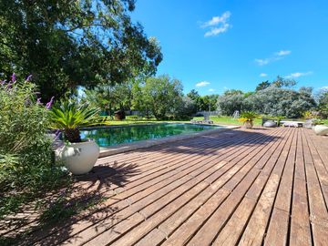 Venta, Casa, 4 ambientes, Pileta, Cochera, Dependencia, Casuarinas del Pilar, Villa Rosa, Pilar.