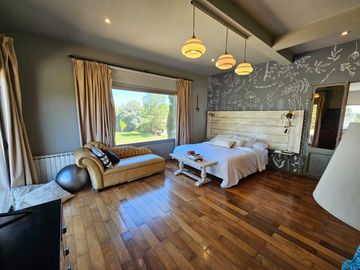Venta, Casa, 4 ambientes, Pileta, Cochera, Dependencia, Casuarinas del Pilar, Villa Rosa, Pilar.