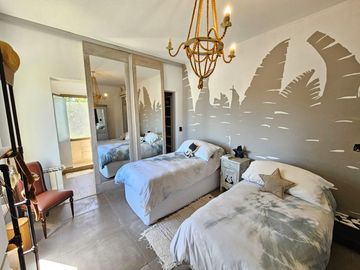 Venta, Casa, 4 ambientes, Pileta, Cochera, Dependencia, Casuarinas del Pilar, Villa Rosa, Pilar.