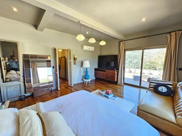 Venta, Casa, 4 ambientes, Pileta, Cochera, Dependencia, Casuarinas del Pilar, Villa Rosa, Pilar.