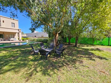 Venta, Casa, 4 ambientes, Pileta, Cochera, Dependencia, Casuarinas del Pilar, Villa Rosa, Pilar.