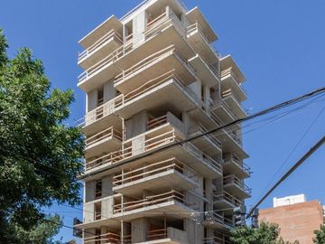 Venta 1 dormitorio de categoría  - Balcon amplio - Amenities - Echesortu