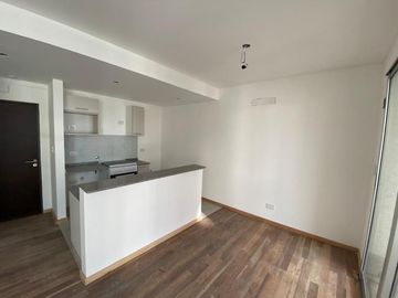 Departamento a estrenar a mts de la estacion de Temperley!