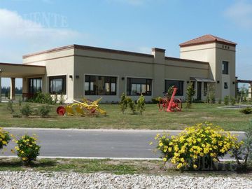 Casa de 4 dormitorios en El Rebenque, Canning, VENTA o ALQUILER