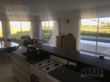 Casa de 4 dormitorios en El Rebenque, Canning, VENTA o ALQUILER