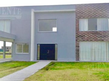 Casa de 4 dormitorios en El Rebenque, Canning, VENTA o ALQUILER