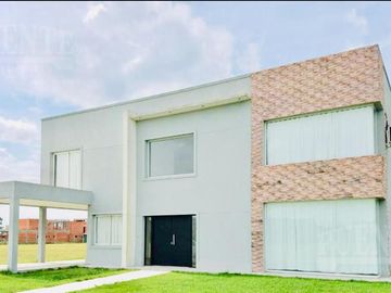 Casa de 4 dormitorios en El Rebenque, Canning, VENTA o ALQUILER