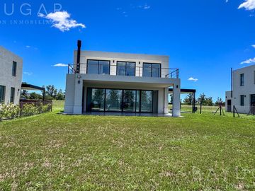 Venta Casa con Vista al Golf - Pebble Beach Pilar Golf