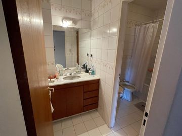 Venta casa 4 dorm. Centro Neuquen Capital