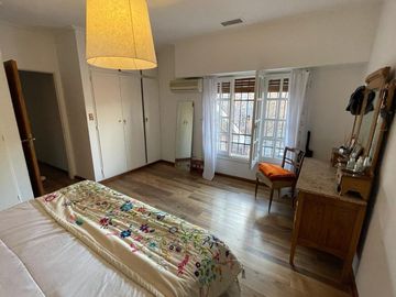 Venta casa 4 dorm. Centro Neuquen Capital