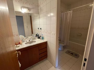 Venta casa 4 dorm. Centro Neuquen Capital